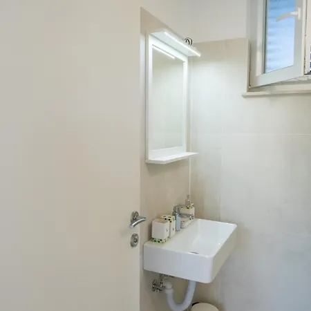 With A Parking Space Zuljana, Peljesac - 23994 Appartamento