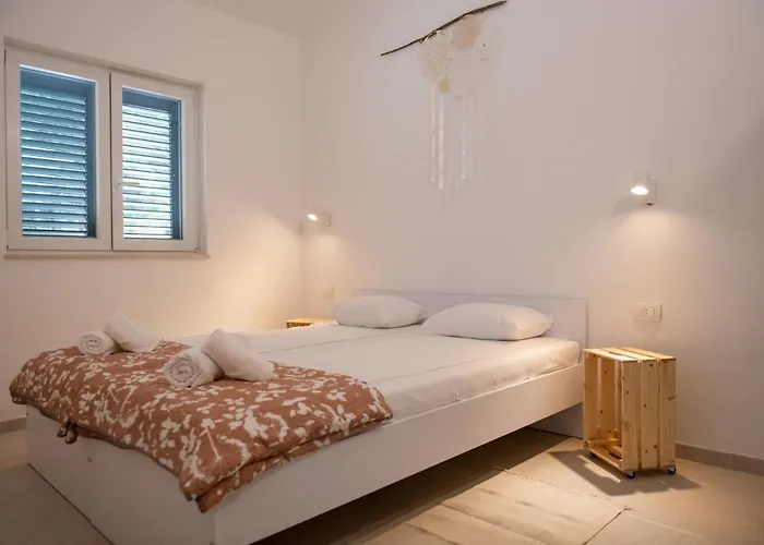 With Parking Space Zuljana, Peljesac - 23994