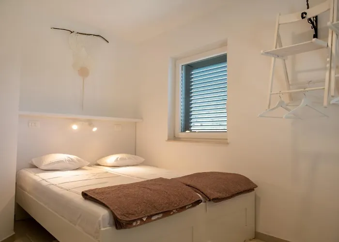 With Parking Space Zuljana, Peljesac - 23994 *